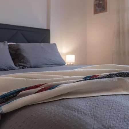 Maison Madame - Luminoso Bilocale In Zona Molinette Апартаменты Турин