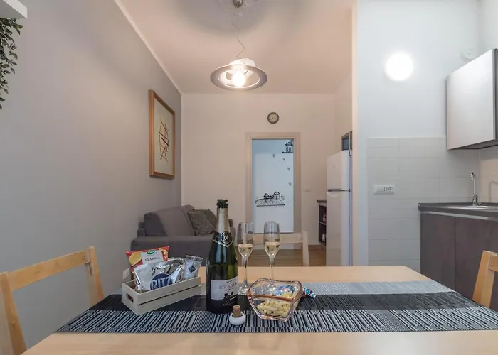 Maison Madame - Luminoso Bilocale In Zona Molinette Apartment Turin