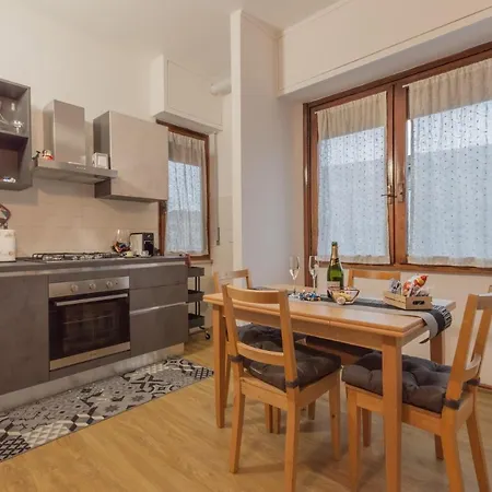 Apartmán Maison Madame - Luminoso Bilocale In Zona Molinette Turín