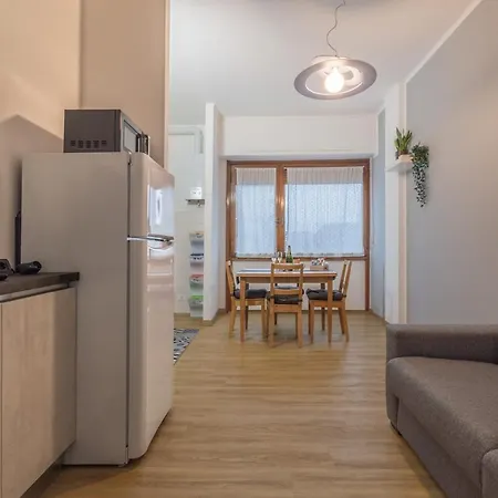 Maison Madame - Luminoso Bilocale In Zona Molinette * Torino