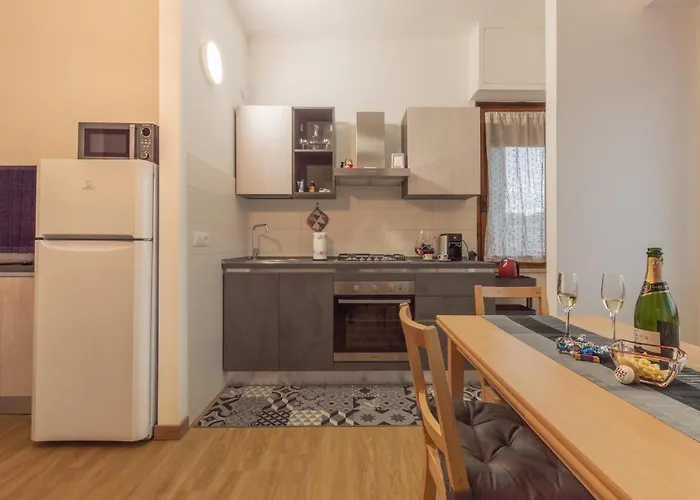 Maison Madame - Luminoso Bilocale In Zona Molinette